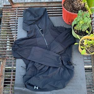 Under Armour Athletic Pullover